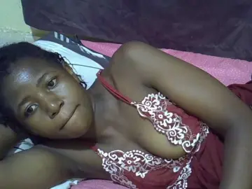 Bongacams Nude Webcam of sweet-tatiana