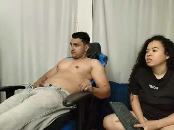 Bongacams Watch Live Sex Cams of couplee-horny