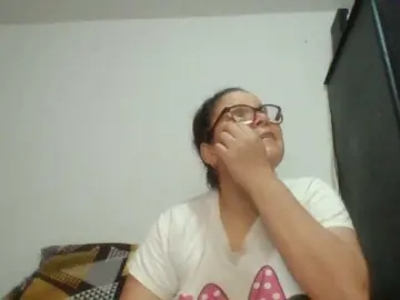 Bongacams Sex Cam of lucianamaster