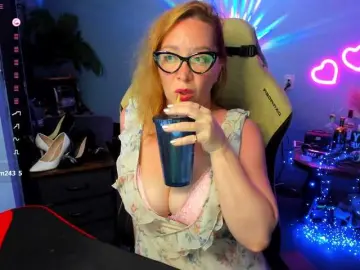 Bongacams Watch Live Sex Cams of mmmMommy