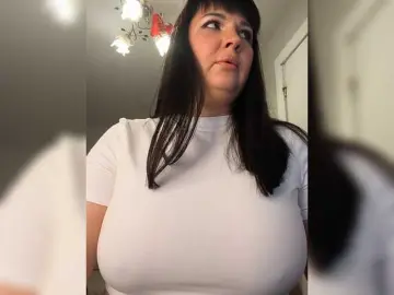 Bongacams Live Sex Cam of Tina-Dolly
