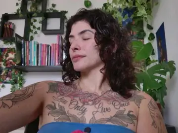 Bongacams Live Sex Cam of talimajesty