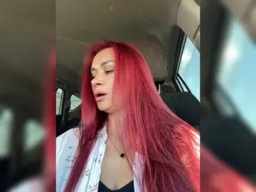 Bongacams Free Porn Cam of SweetQueen11