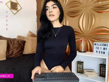 Bongacams Live Sex Cam of Paulinamiller