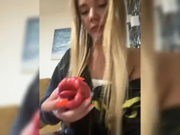 Bongacams Best live sex cam show of MiamiMur
