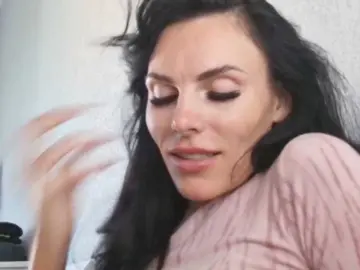 Bongacams Watch Live Sex Cams of Gospozha-77