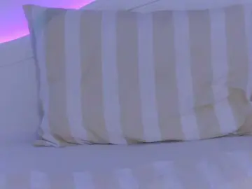 Bongacams Free Live Porn of LiliKittenXO