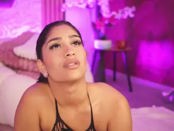 Bongacams Free Live Porn of KiraKrush