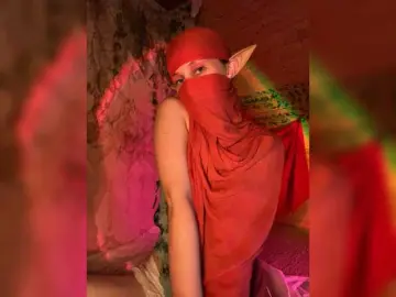 Bongacams Sex Cam of AyraMoon