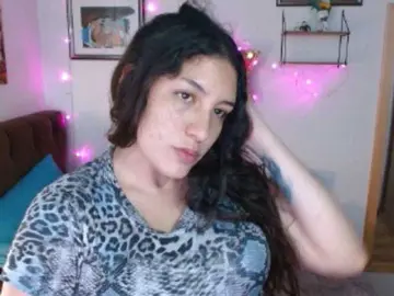 Bongacams Watch Live Sex Cams of Ratienterciopelo