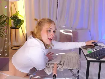 Bongacams Free Porn Cam of SexyBlondeDoll