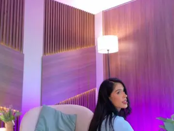 Bongacams Live Sex Cam of EmmaaFoster