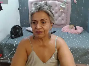Bongacams Adult Video Chat of lalisha-96