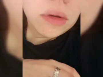 Bongacams Free Porn Cam of SweetDimond5