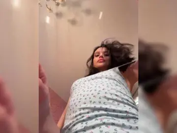 Bongacams Free Porn Cam of enchantressss