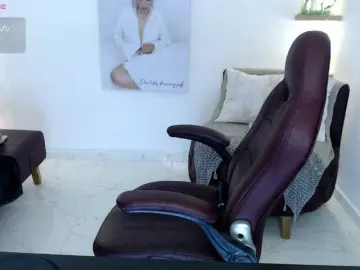 Bongacams Watch Live Sex Cams of Miss-Diva1