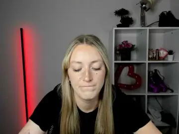 Bongacams Sex Cam of EvelynBlond