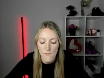 Bongacams Free Live Porn of EvelynBlond