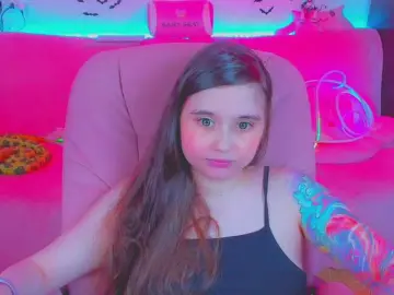 Bongacams Live Sex of LittleKitsune