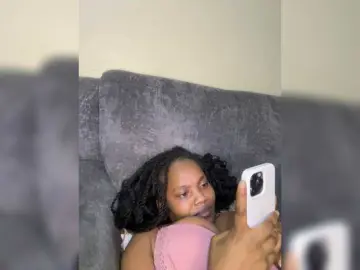 Bongacams Best live sex cam show of Curvy-maxy9