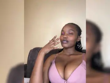 Bongacams Best live sex cam show of Curvy-maxy9
