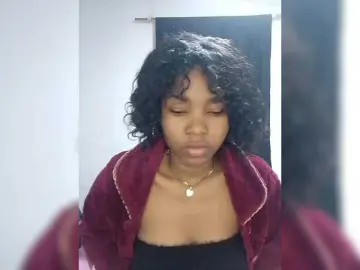 Bongacams Sex Cam of Candis02
