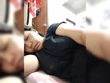 Bongacams Live Sex Cam of Chatty22