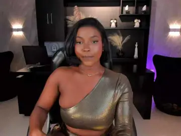 Bongacams Free Porn Cam of SavannahStorm