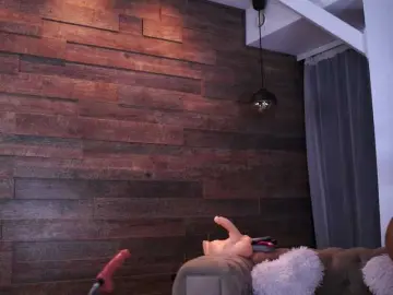 Bongacams Free Porn Cam of XenaBloom