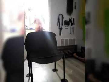 Bongacams Watch Live Sex Cams of QueenAnitaDix