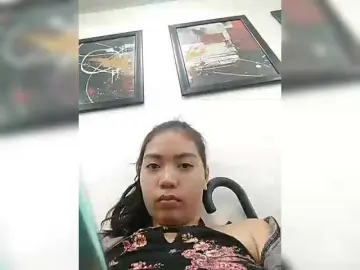Bongacams Live Sex Cam of XXhornywetprincess99XX