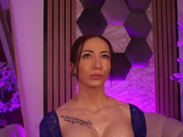 Bongacams Watch Live Sex Cams of RubyFever