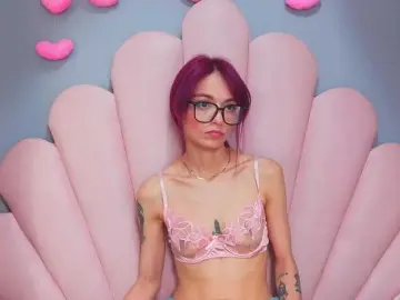 Bongacams Free Porn Cam of LUCYMILLER
