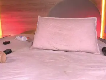 Bongacams Live Porn of ale-evanz