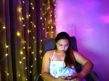 Bongacams Adult Webcam of LizPrettyASia