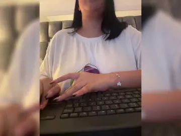 Bongacams Live Porn of IrisEvans