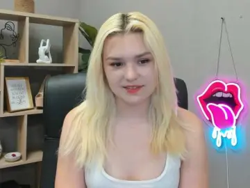 Bongacams Watch Live Sex Cams of SweetLilyxo