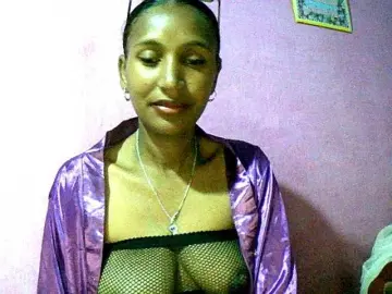 Bongacams Watch Live Sex Cams of Mynah