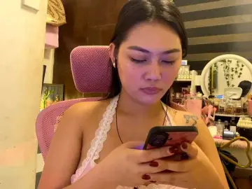 Bongacams Nude Webcam of LesliDine