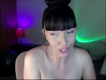 Bongacams Live Porn of MaciMay