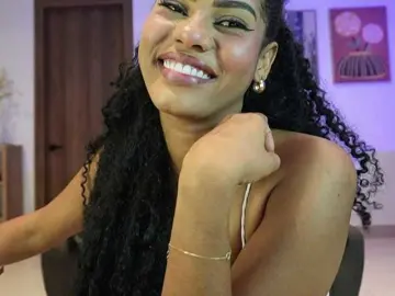 Bongacams Watch Live Sex Cams of Nahomixjones