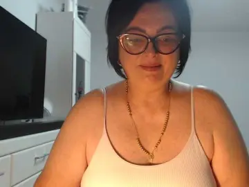 Bongacams Watch Live Sex Cams of Emyllywhite