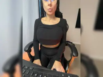 Bongacams Sex Chat of Lili-Cruz40
