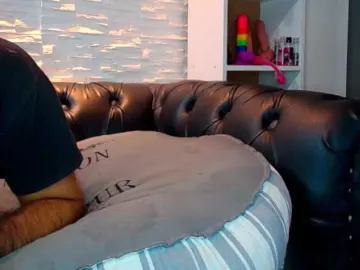 Bongacams Watch Live Sex Cams of AmelieandRoss
