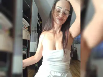 Bongacams Live Sex of ALICEm