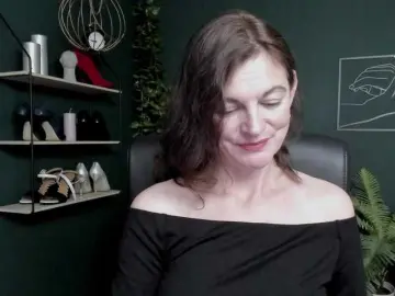 Bongacams Watch Live Sex Cams of mrsVivian