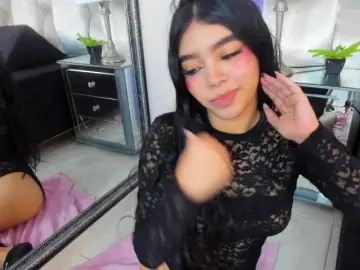 Bongacams Live Sex Cam of Emma-Houston