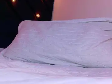 Bongacams Nude Webcam of skinnyprinces