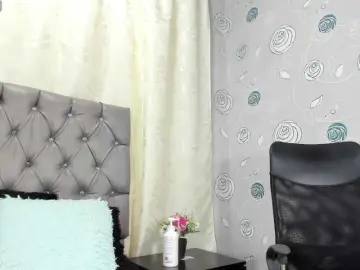 Bongacams Free Porn Cam of lunaeva23