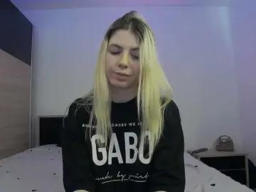 Bongacams Best live sex cam show of innocentangel